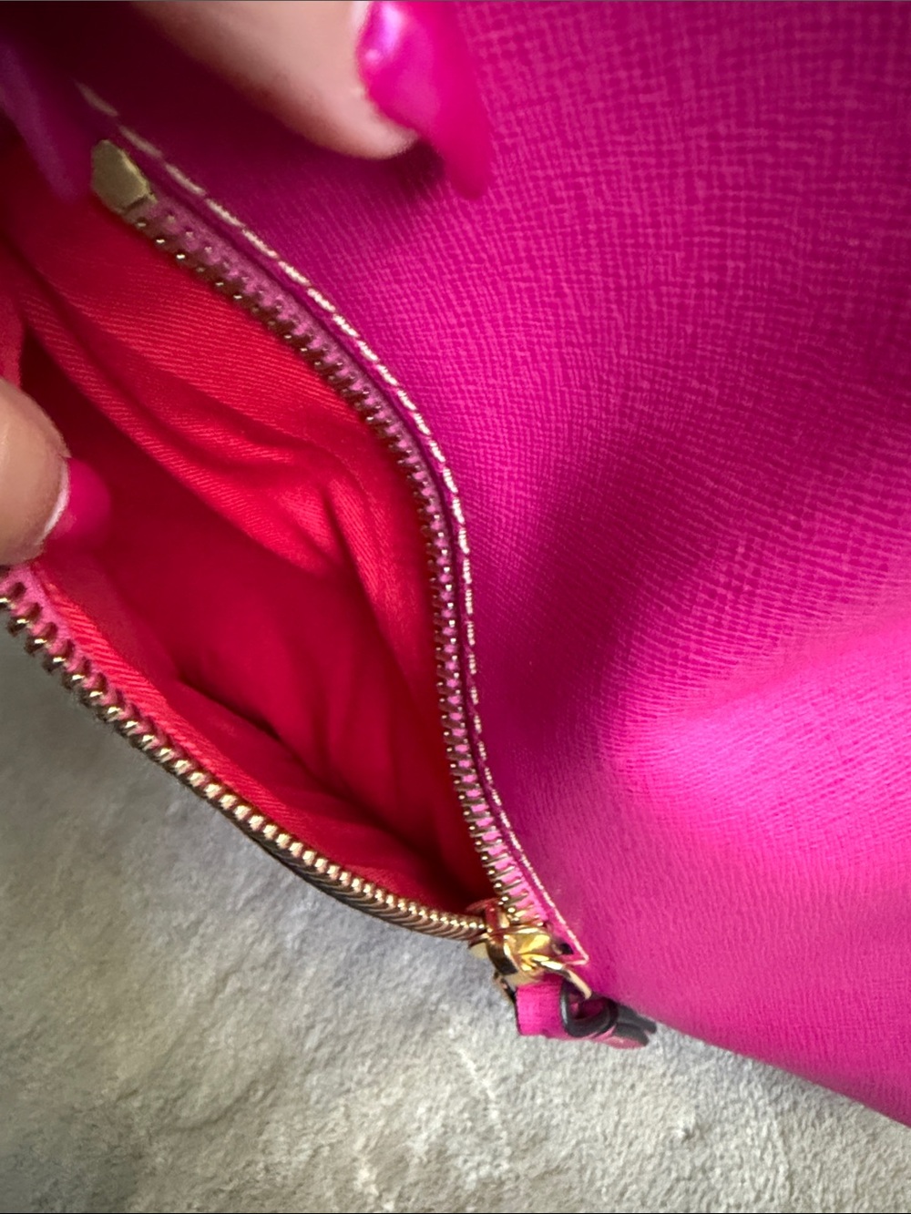 NWT DOONEY BOURKE FUCHSIA SHOULDER BAG - Picture 7 of 10